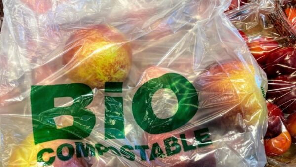 Bioplasty: řešení, nebo problém? Bioplasty: řešení, nebo problém?