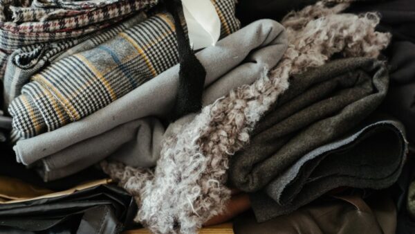 Textil a cirkulární ekonomika: současné výzvy a řešení Textil a cirkulární ekonomika: současné výzvy a řešení