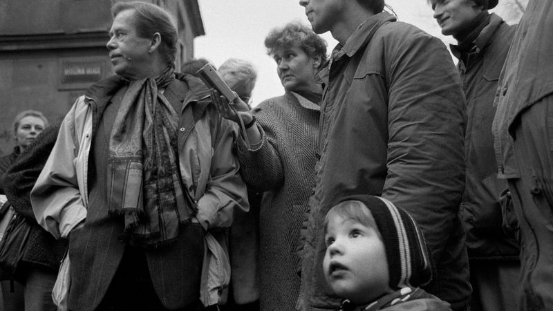 Zemřel Ibra Ibrahimovič, fotograf zbouraných Libkovic a dalších smutných i krásných míst severních Čech Zemřel Ibra Ibrahimovič, fotograf zbouraných Libkovic a dalších smutných i krásných míst severních Čech