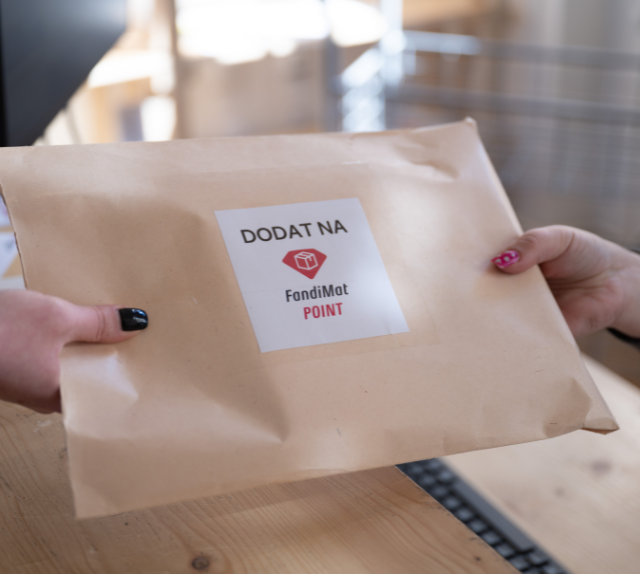 Knihovny jako centra materiální pomoci? Středočeská knihovna spouští spolupráci s FandiMat Knihovny jako centra materiální pomoci? Středočeská knihovna spouští spolupráci s FandiMat
