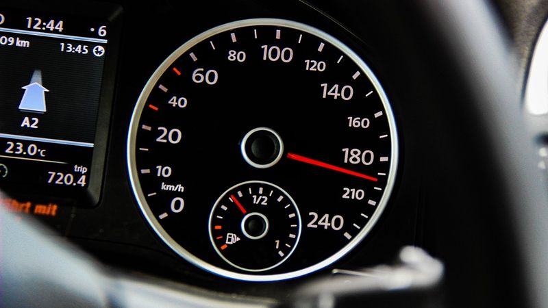 Přehledně: V jakých elektroautech budete nejvíc v bezpečí před fandy Filipa Turka?