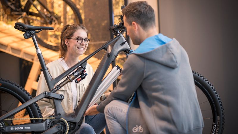 Kam se starou baterií z elektrokola? Do sklepa nebo směsného odpadu nepatří Kam se starou baterií z elektrokola? Do sklepa nebo směsného odpadu nepatří