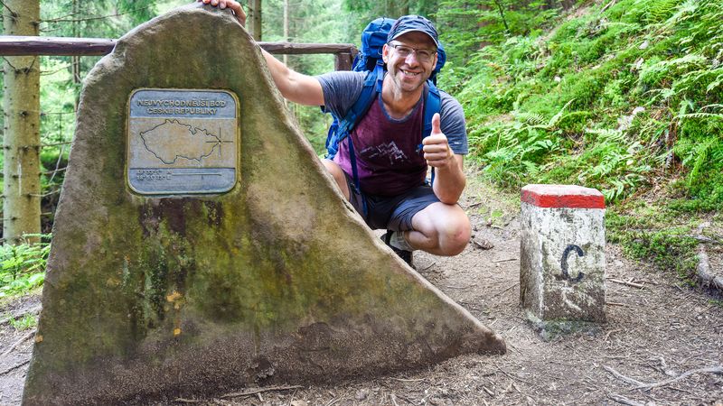Mluvit o udržitelnosti a pak letět na Bali? Nesmysl, radši chodím po Česku, říká autor stezek Via Czechia Mluvit o udržitelnosti a pak letět na Bali? Nesmysl, radši chodím po Česku, říká autor stezek Via Czechia