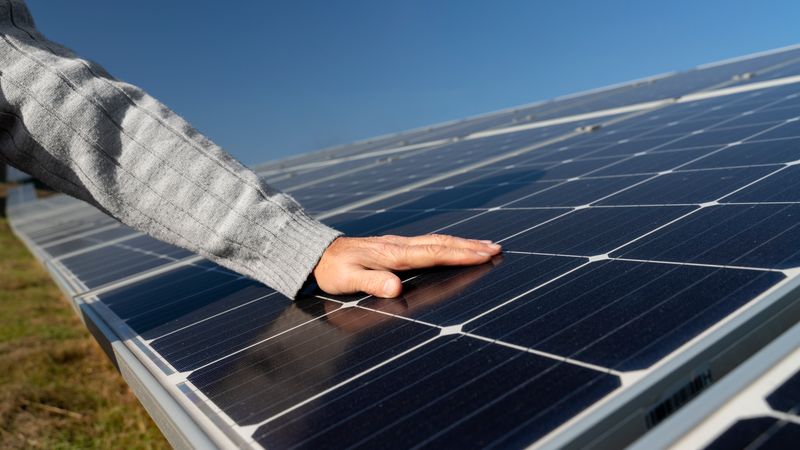 Do sdílení energie se zapojilo už přes 20 tisíc lidí. Stát to ale moc neusnadňuje, říká expertka Do sdílení energie se zapojilo už přes 20 tisíc lidí. Stát to ale moc neusnadňuje, říká expertka