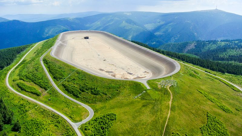 Horní nádrž Dlouhých strání dostane „opalovací krém“
