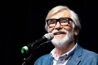 Bartoška nasměroval karlovarský festival k udržitelnosti. Z elektromobilů ale měl hrůzu