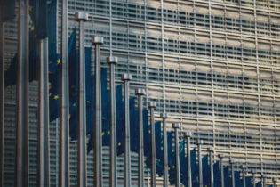 Zjednodušení EU taxonomie: krok směrem k větší srozumitelnosti a efektivitě