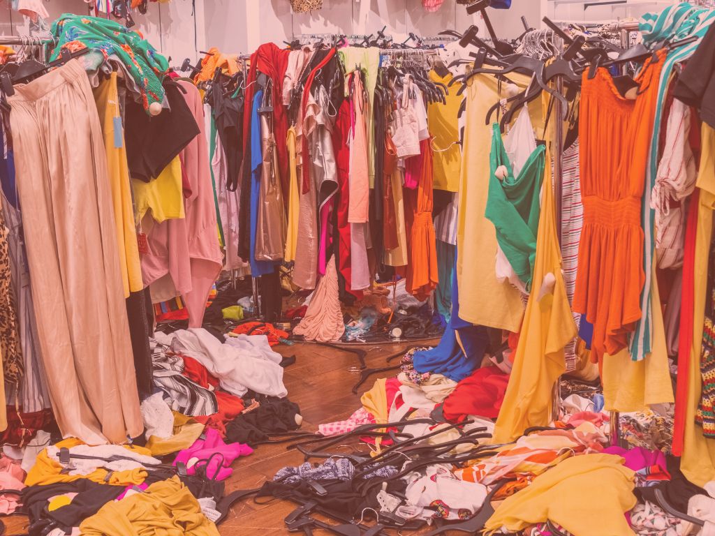 Pokuta za greenwashing: SHEIN narazil v Itálii na limity falešné udržitelnosti