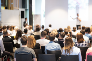 Byznys a udržitelnost: Kam vyrazit pro inspiraci v novém roce 2026