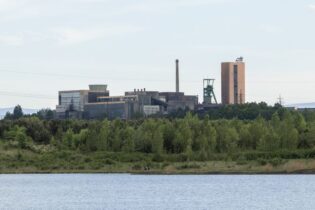 Poslední šichta karvinských horníků. Dneškem skončila těžba černého uhlí v Česku Poslední šichta karvinských horníků. Dneškem skončila těžba černého uhlí v Česku